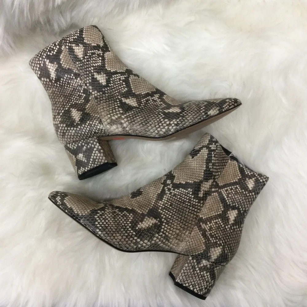 Dolce Vita Bell Ankle Boots - Snake - Size 8 - New w/o box - Picture 7 of 8